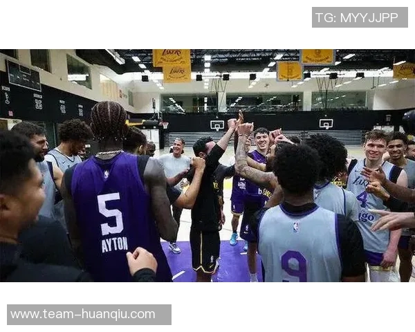 皮尔斯认为湖人交易詹姆斯能提升球队竞争力与阵容深度 皮尔斯认为湖人交易詹姆斯能提升球队竞争力与阵容深度