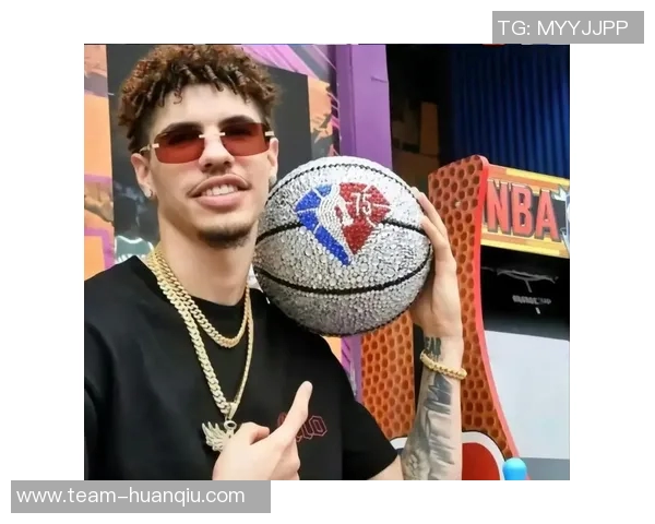 很浪拉梅洛鲍尔19中5三分13中4砍15595大胜但正负值5